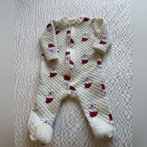 CHICK PEA NEWBORN/ SZ 0-3 months LIghtly quilted Christmas sleeper, furry toes